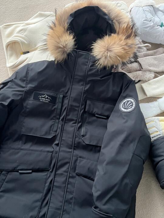 哈尔滨冬季旅游保暖穿搭攻略：从羽绒服到雪地靴详解