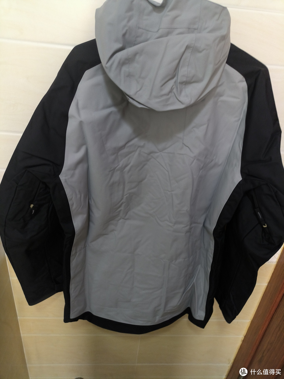 144元迪卡侬snb100滑雪服开箱，专业性价比滑雪装备。